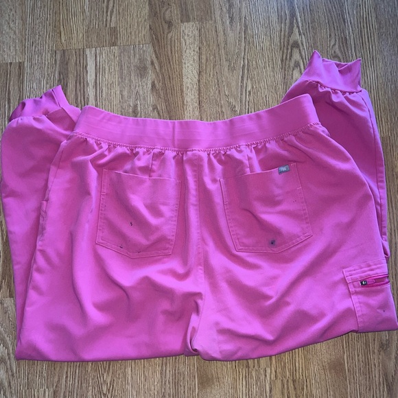 Figs Scrub Set - Picture 7 of 9